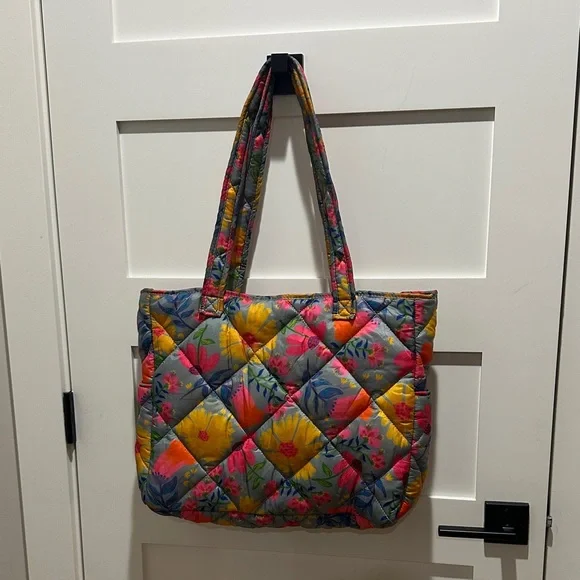 NATURAL LIFE Colorful Floral Quilted reversible Tote with side pockets - Picture 1 of 6